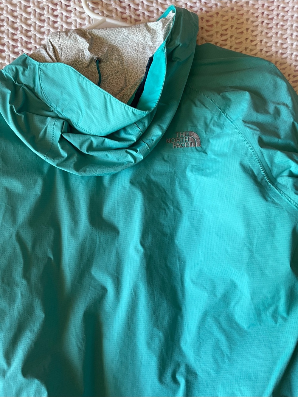 The North Face Teal Hooded Shell Jacket - Picture 7 of 9